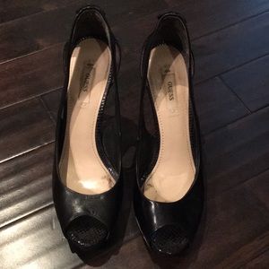🆕Guess platform hi heel size 8 1/2 final price